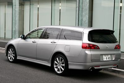 Обзор новой модели Honda Accord Type S Обзор новой модели Honda Accord Type S