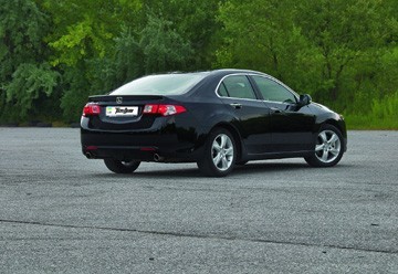 Honda Accord - продвижение по служебной лестнице...